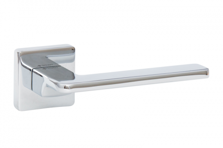 83763810_w800_h640_giada_sq_cr[1]